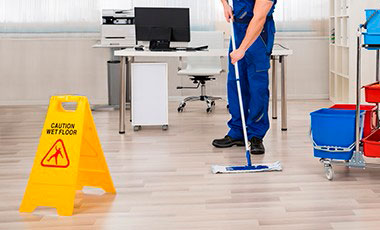 窗帘难清洗，年底扫除难彻底？家政专家支招，用&ldquo;它&rdquo;一泡巧去污